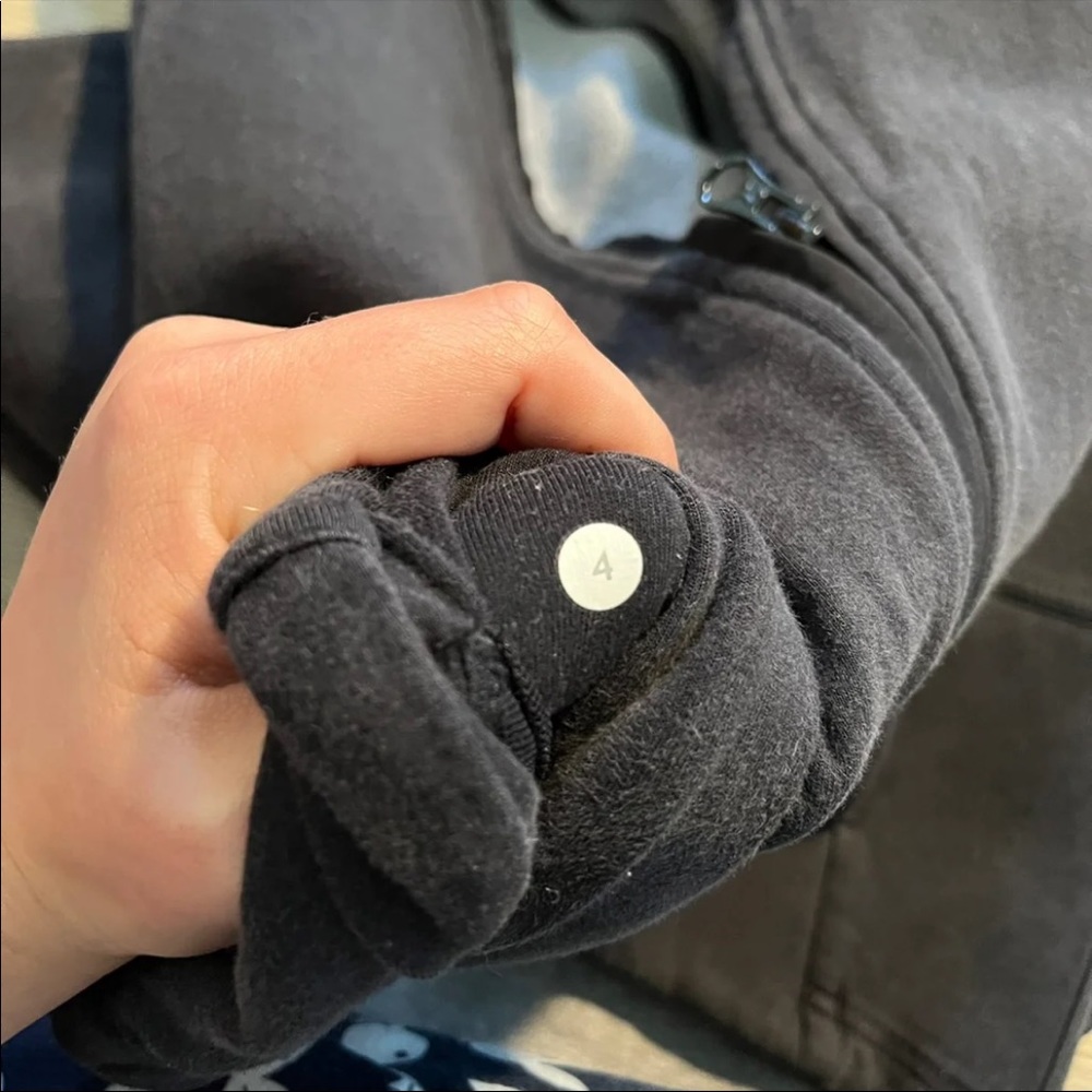 Lululemon Jacket - Picture 3 of 6